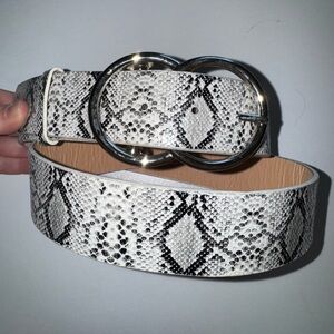 Snakeskin Pattern Belt with Silver Buckle S/M